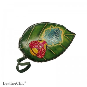  Large Size Coin Purse CP 120.4 Bee on Leaf