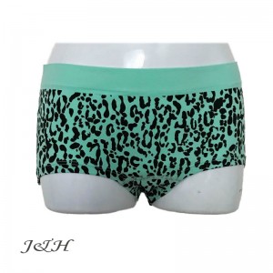 Seamless Animal Print  Short 3437