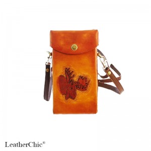 Hand Carved Cross-body Bag Moose HB 36